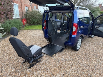 2011 (61) - FIAT QUBO 1.3 Four Seater Drive From Wheelchair or Passenger in Wheelchair 5-Door