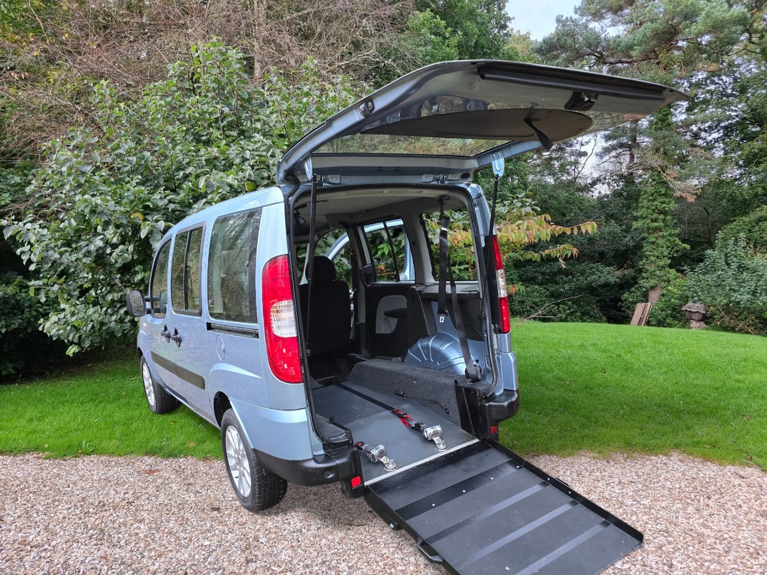 Used Fiat Doblo 2010 for sale - 77319971: Photo 2