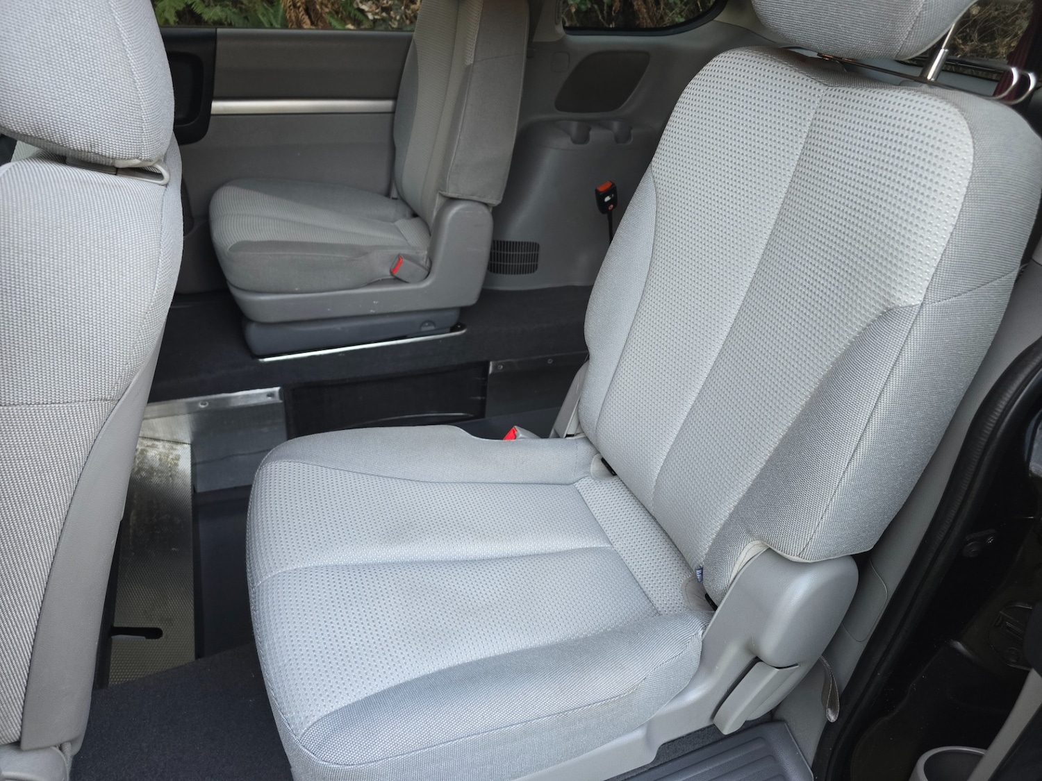 Used Kia Sedona 2009 for sale - 77735898: Photo 22