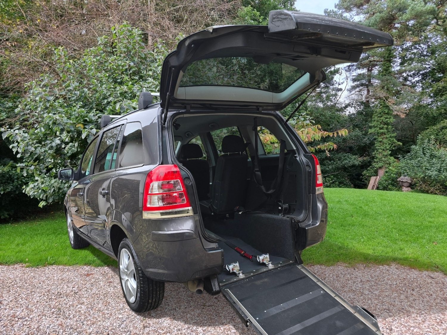 Used Vauxhall Zafira 2011 for sale - 77535715: Photo 15