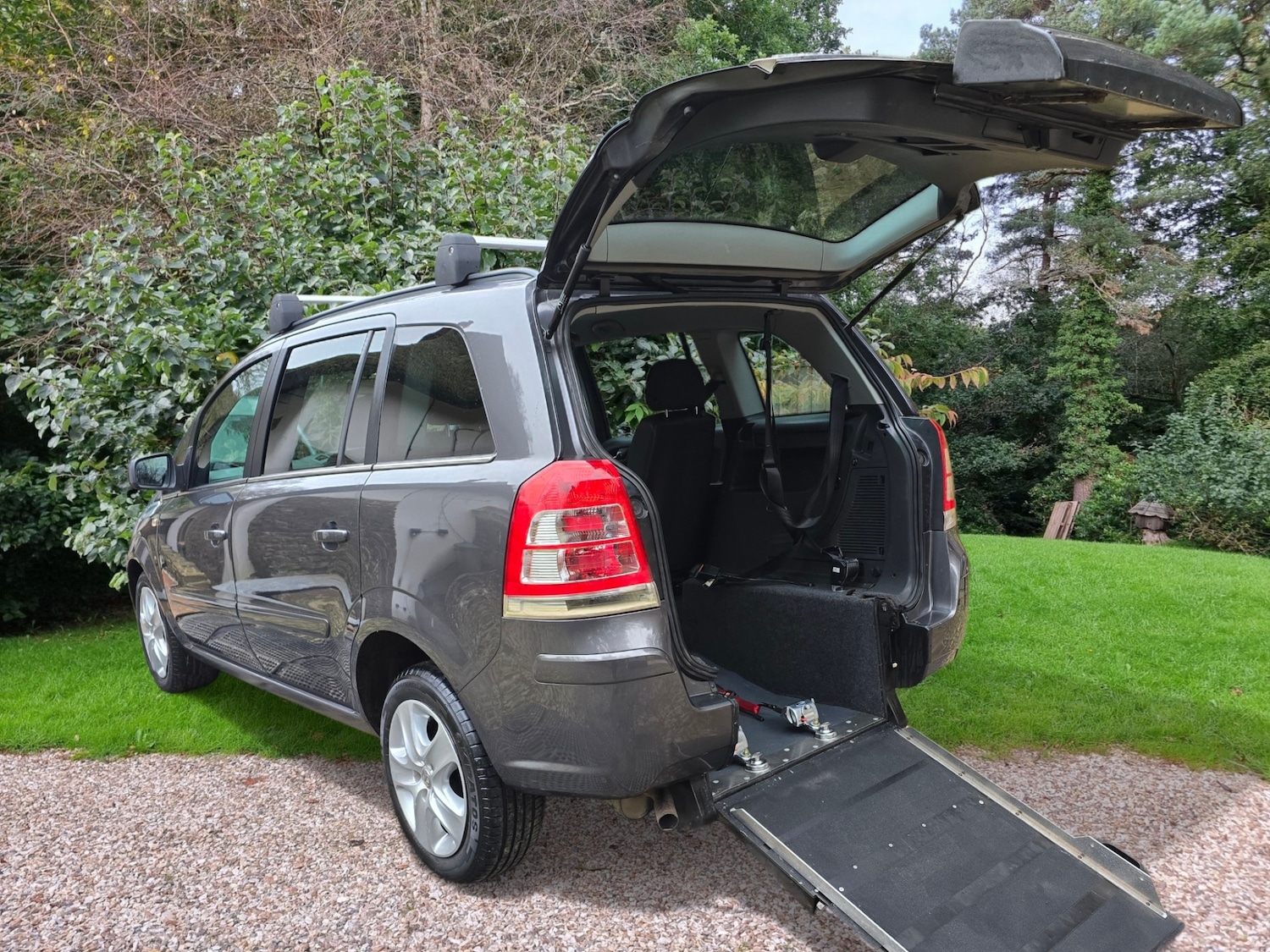 Used Vauxhall Zafira 2011 for sale - 77535715: Photo 29