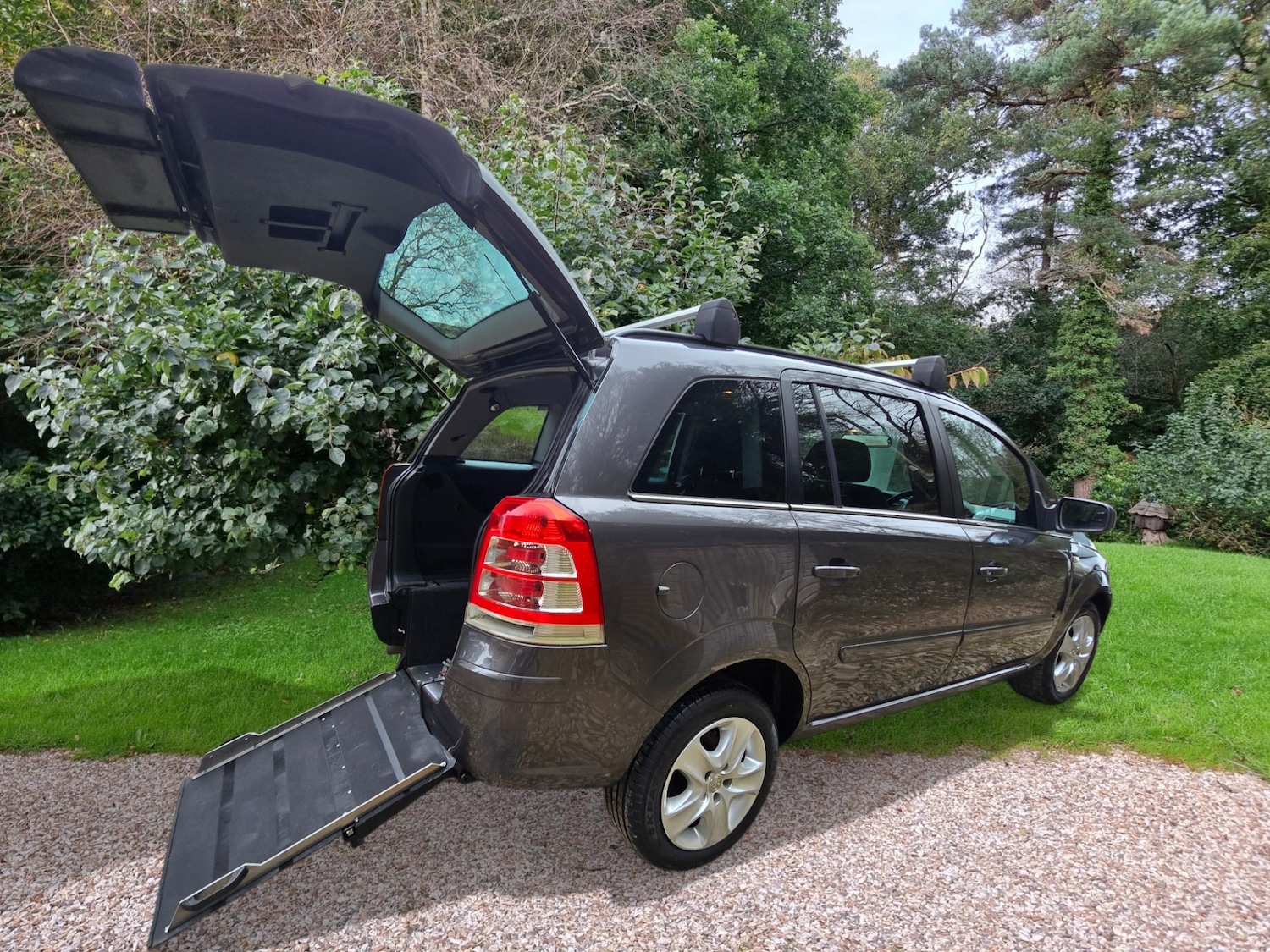 Used Vauxhall Zafira 2011 for sale - 77535715: Photo 30