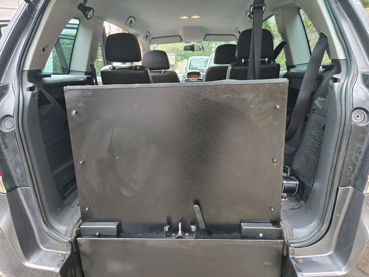 Used Vauxhall Zafira 2011 for sale - 77535715: Photo 33