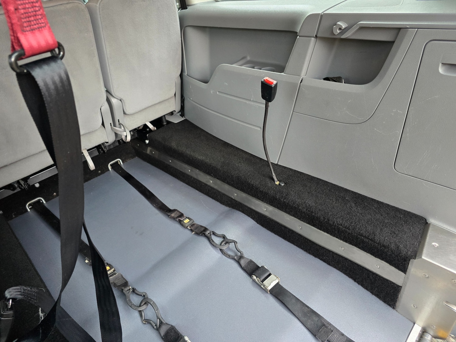 Used Volkswagen Caddy Maxi Life 2009 for sale - 77043295: Photo 5