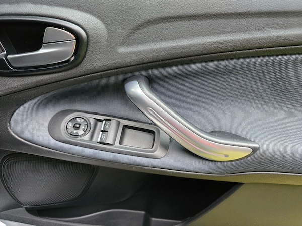 Used Ford Galaxy 2008 for sale - 76243129: Photo 33