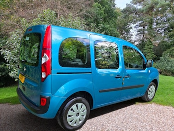 Used Renault Kangoo 2010 for sale - 79031858: Photo