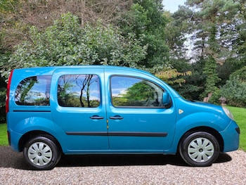Used Renault Kangoo 2010 for sale - 79031858: Photo