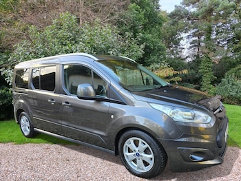 2017 (17) - 1.5 TDCi 120 Titanium 7 Seater Powershift 5-Door