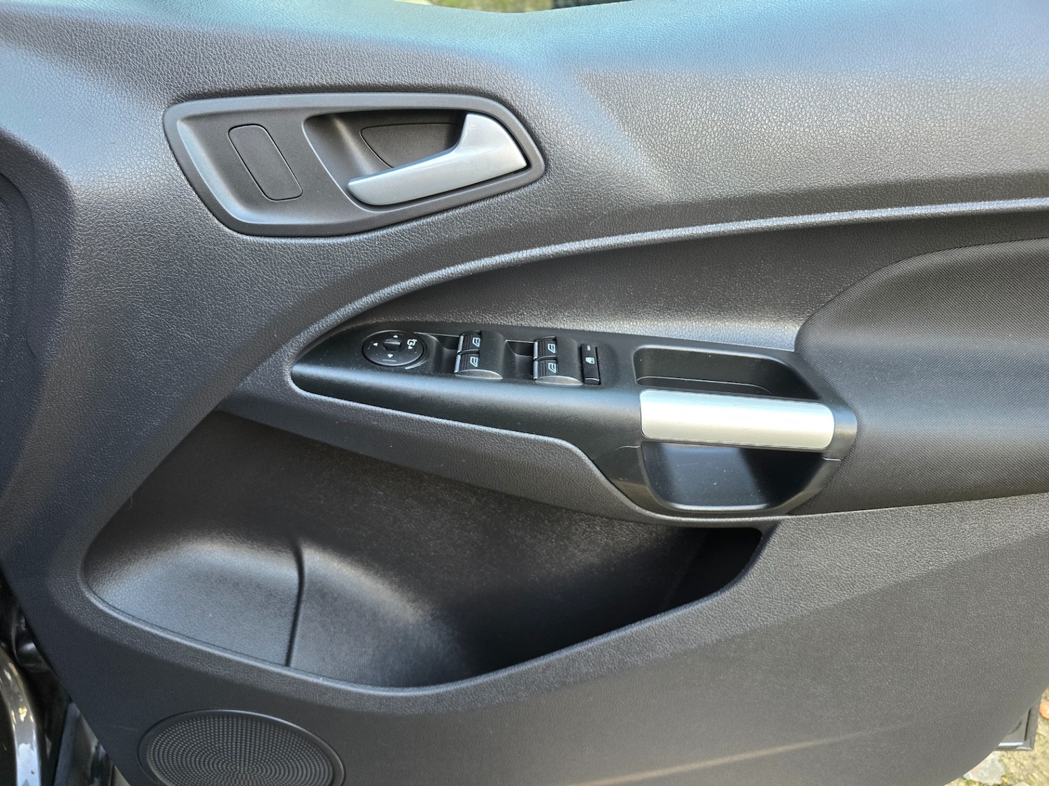 Used Ford Grand Tourneo Connect 2017 for sale - 76178589: Photo 29