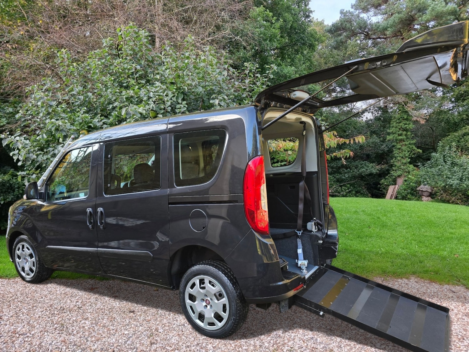 Used Fiat Doblo 2015 for sale - 76527267: Photo 1