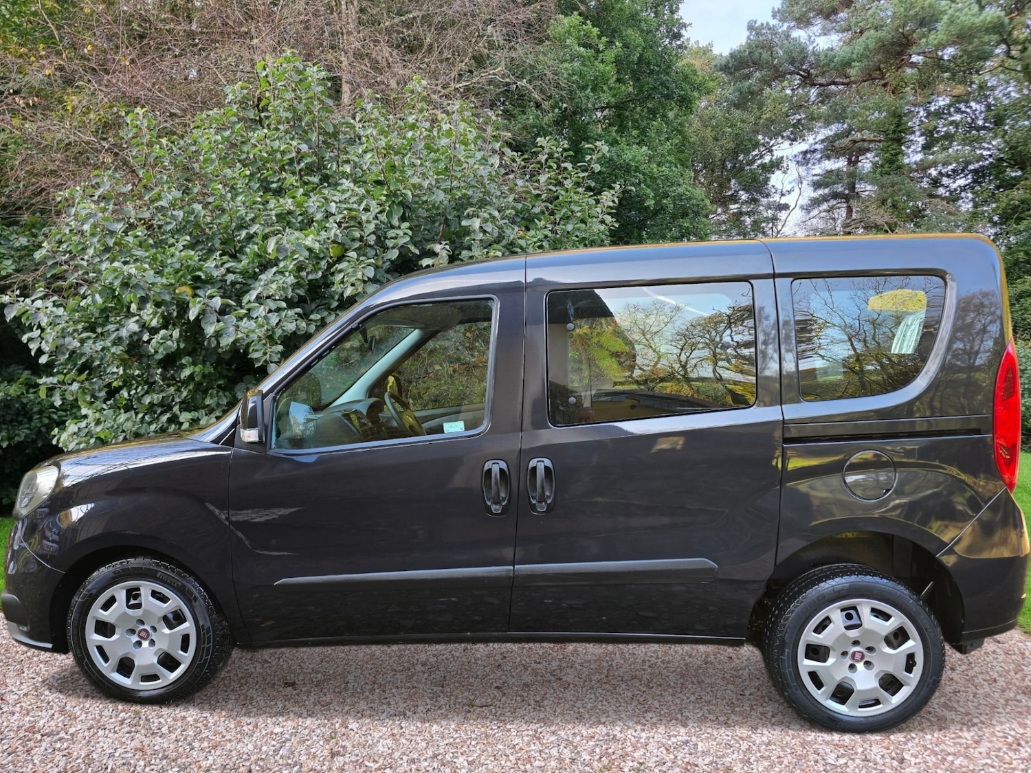 Used Fiat Doblo 2015 for sale - 76527267: Photo 12