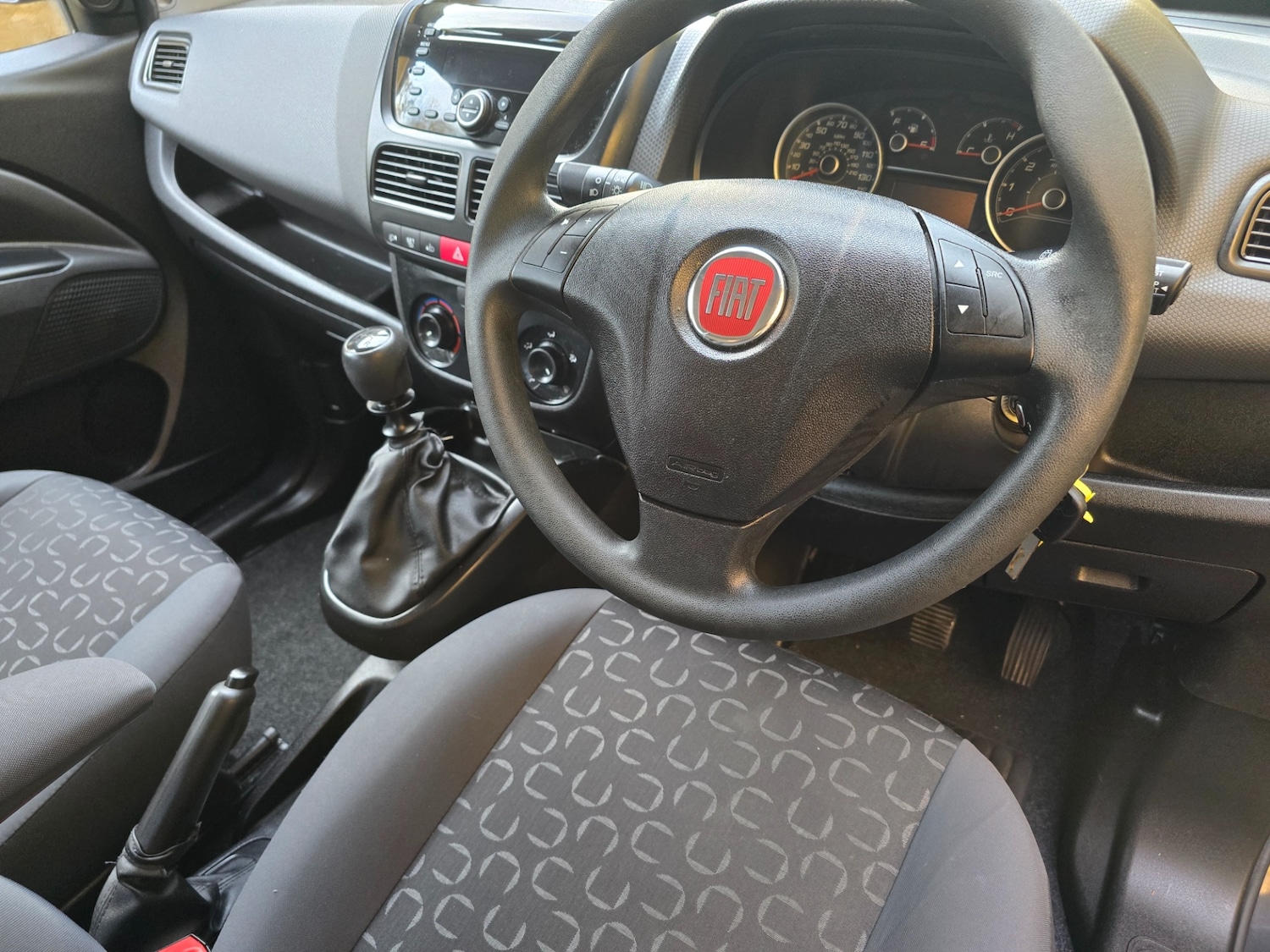 Used Fiat Doblo 2015 for sale - 76527267: Photo 24