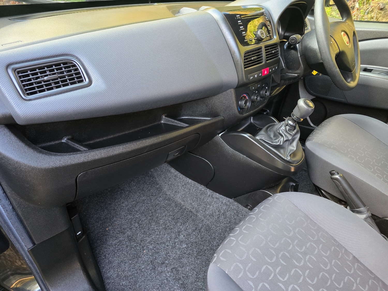 Used Fiat Doblo 2015 for sale - 76527267: Photo 25