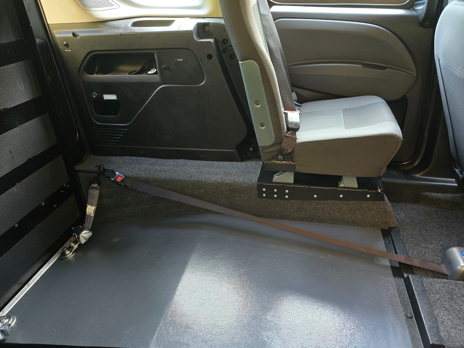 Used Fiat Doblo 2015 for sale - 76527267: Photo 9