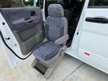 Used Nissan Serena  for sale - 74828144: Photo