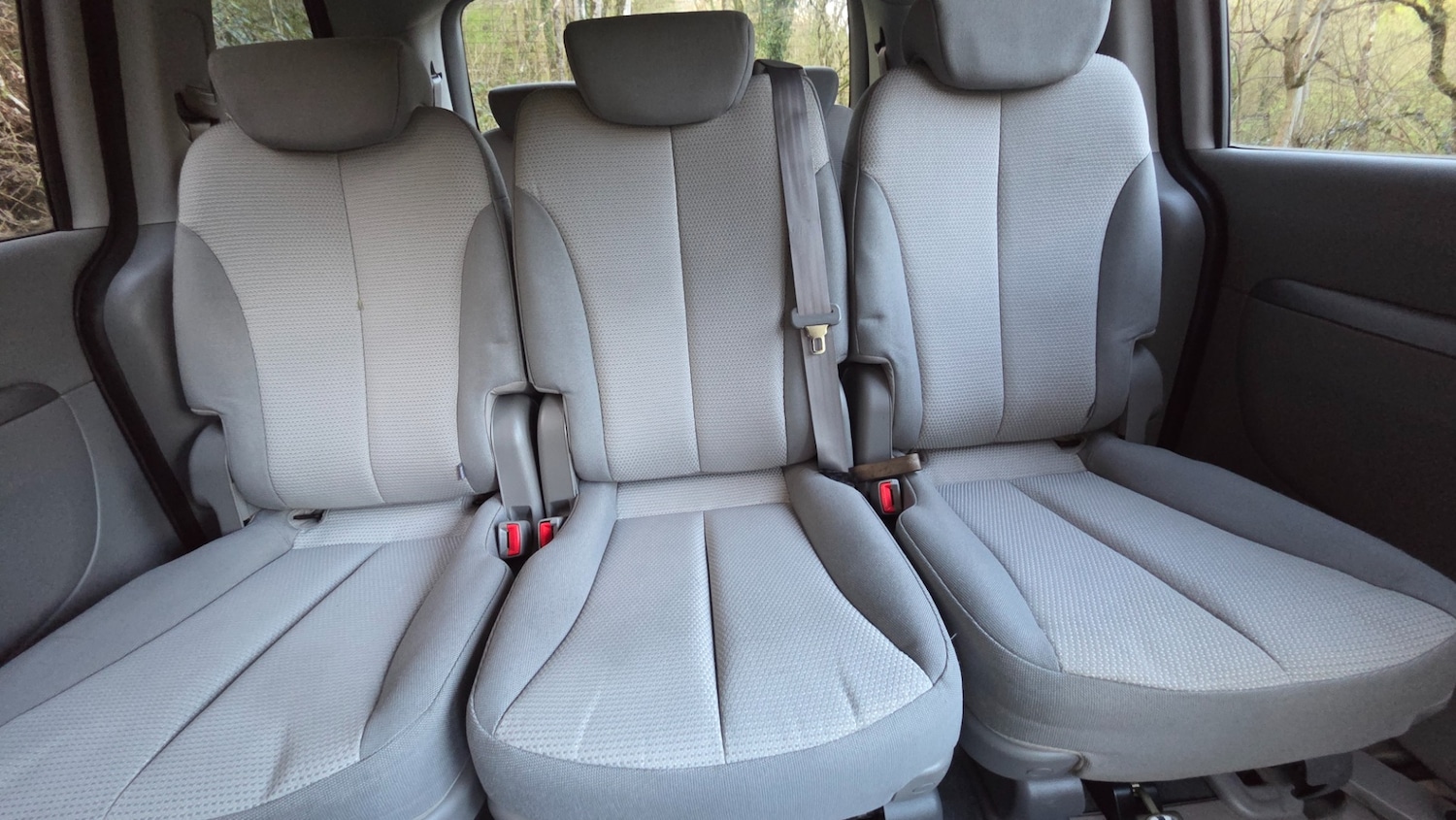 Used Kia Sedona 2011 for sale - 78062085: Photo 18