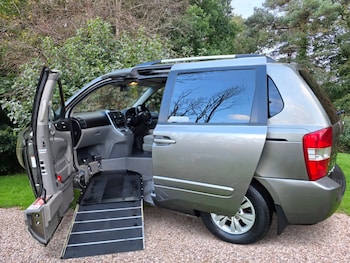 Used Kia Sedona 2011 for sale - 78062085: Photo