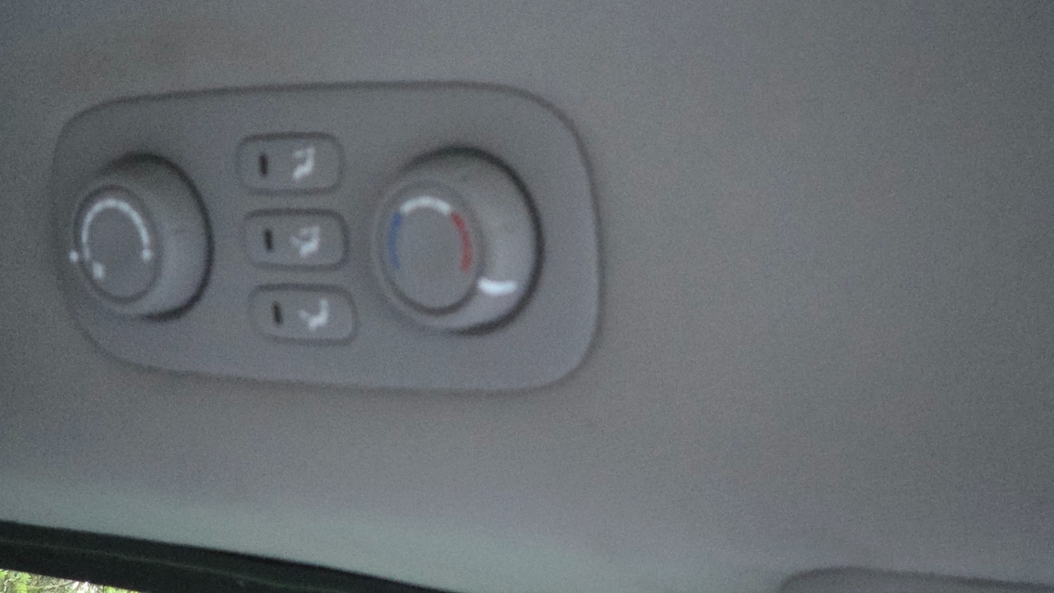 Used Kia Sedona 2011 for sale - 78062085: Photo 33