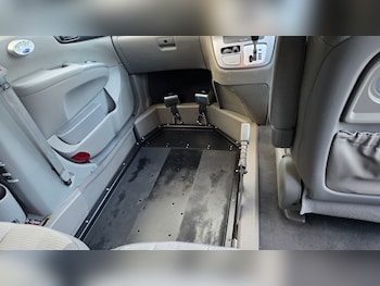 Used Kia Sedona 2011 for sale - 78062085: Photo