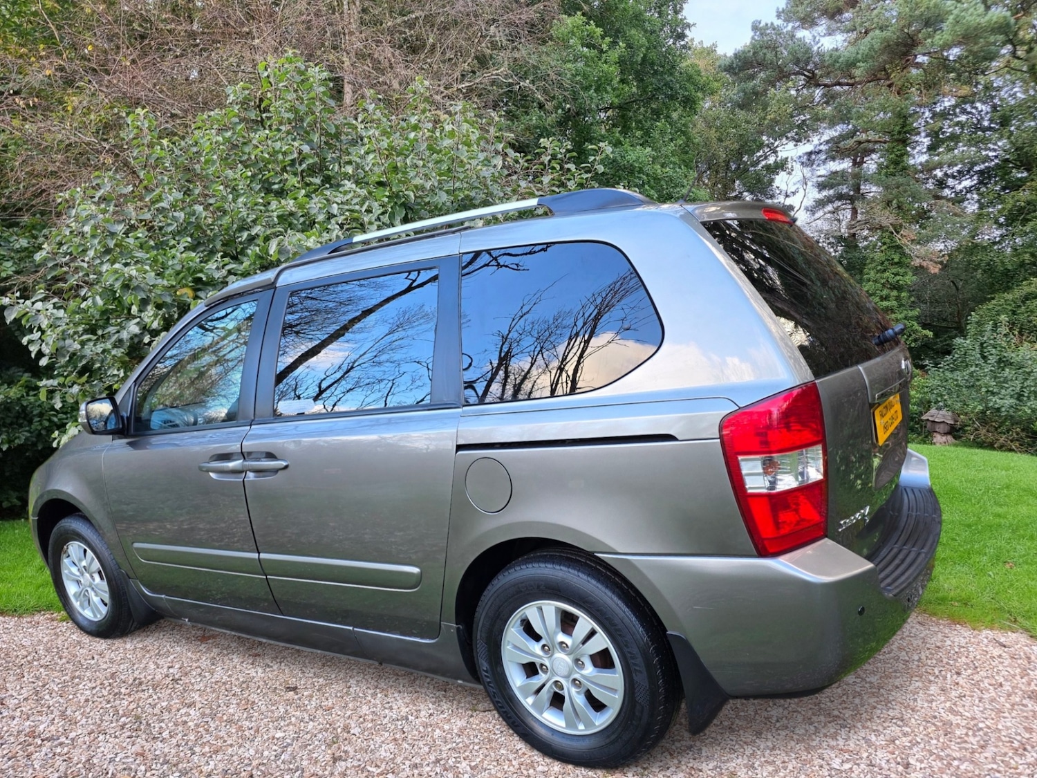 Used Kia Sedona 2011 for sale - 78062085: Photo 6