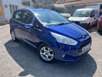 2017 - 1.6 Zetec Navigator 5-Door