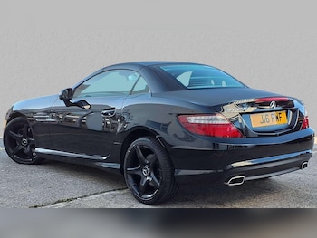 Used Mercedes-Benz SLK 2015 for sale - 76022405: Photo