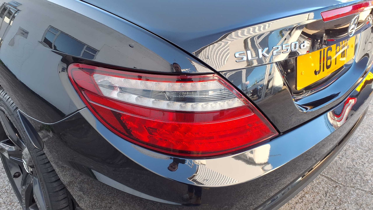 Used Mercedes-Benz SLK 2015 for sale - 76022405: Photo 35