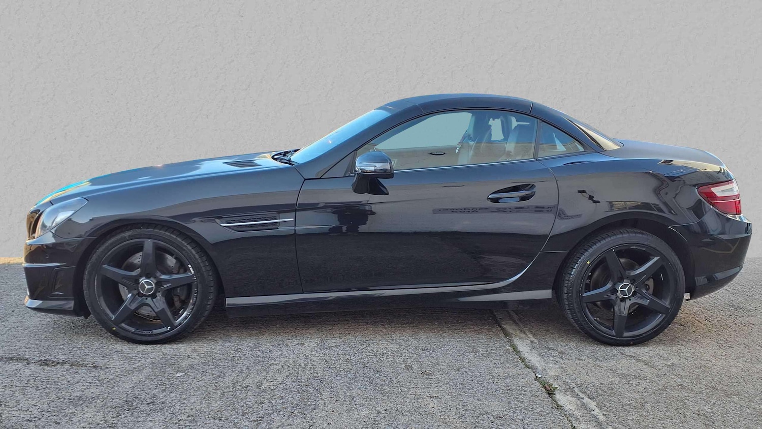 Used Mercedes-Benz SLK 2015 for sale - 76022405: Photo 6