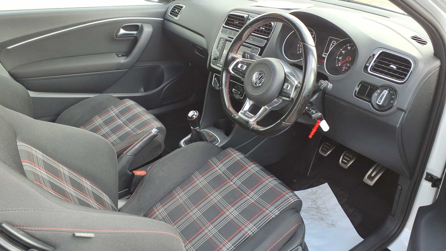 Used Volkswagen Polo for sale - 77257195: Photo 8