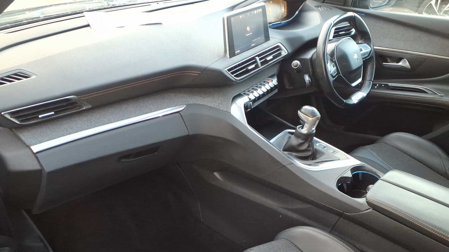 Used Peugeot 5008 2020 for sale - 76889711: Photo 13