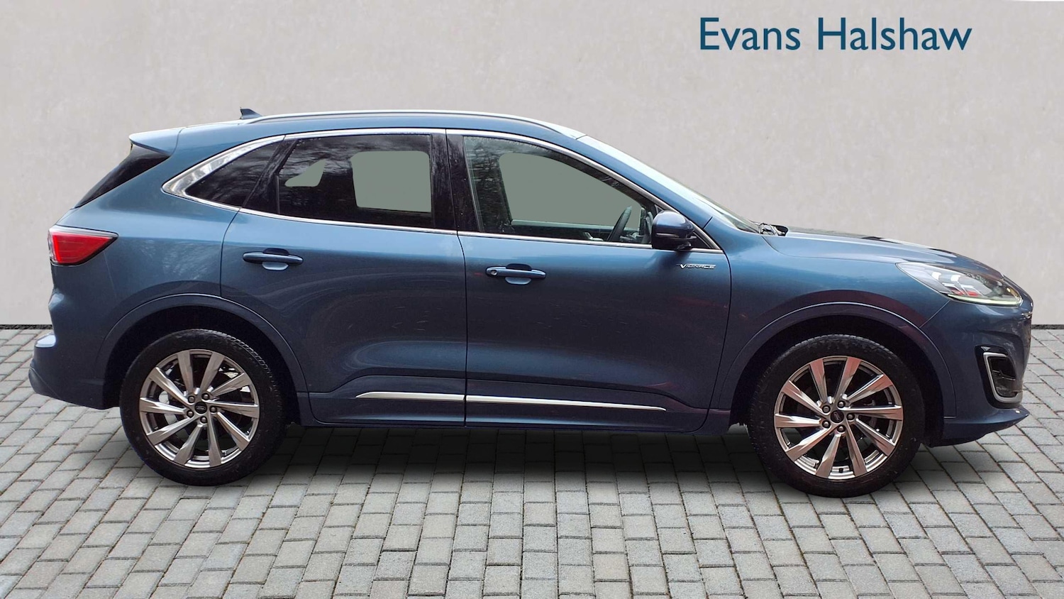 Used Ford Kuga 2022 for sale - 76553108: Photo 2