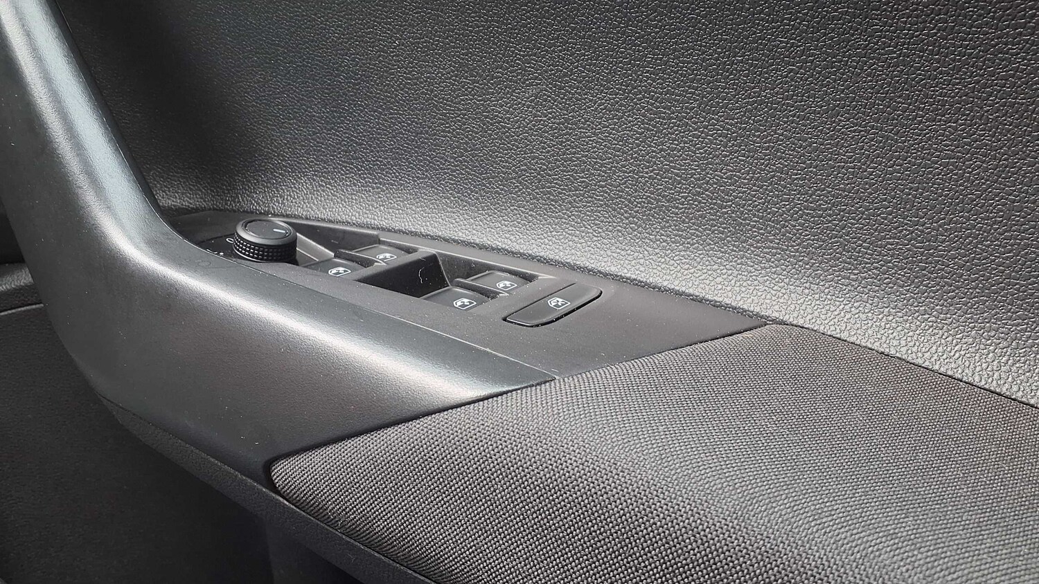 Used Volkswagen Polo 2023 for sale - 75842048: Photo 21