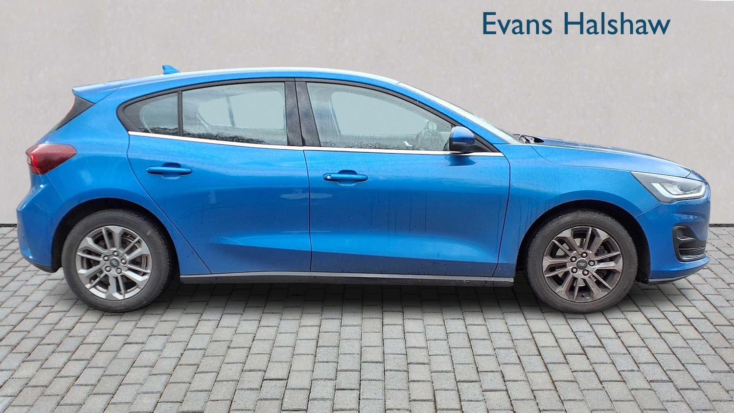 Used Ford Focus 2022 for sale - 76746114: Photo 2