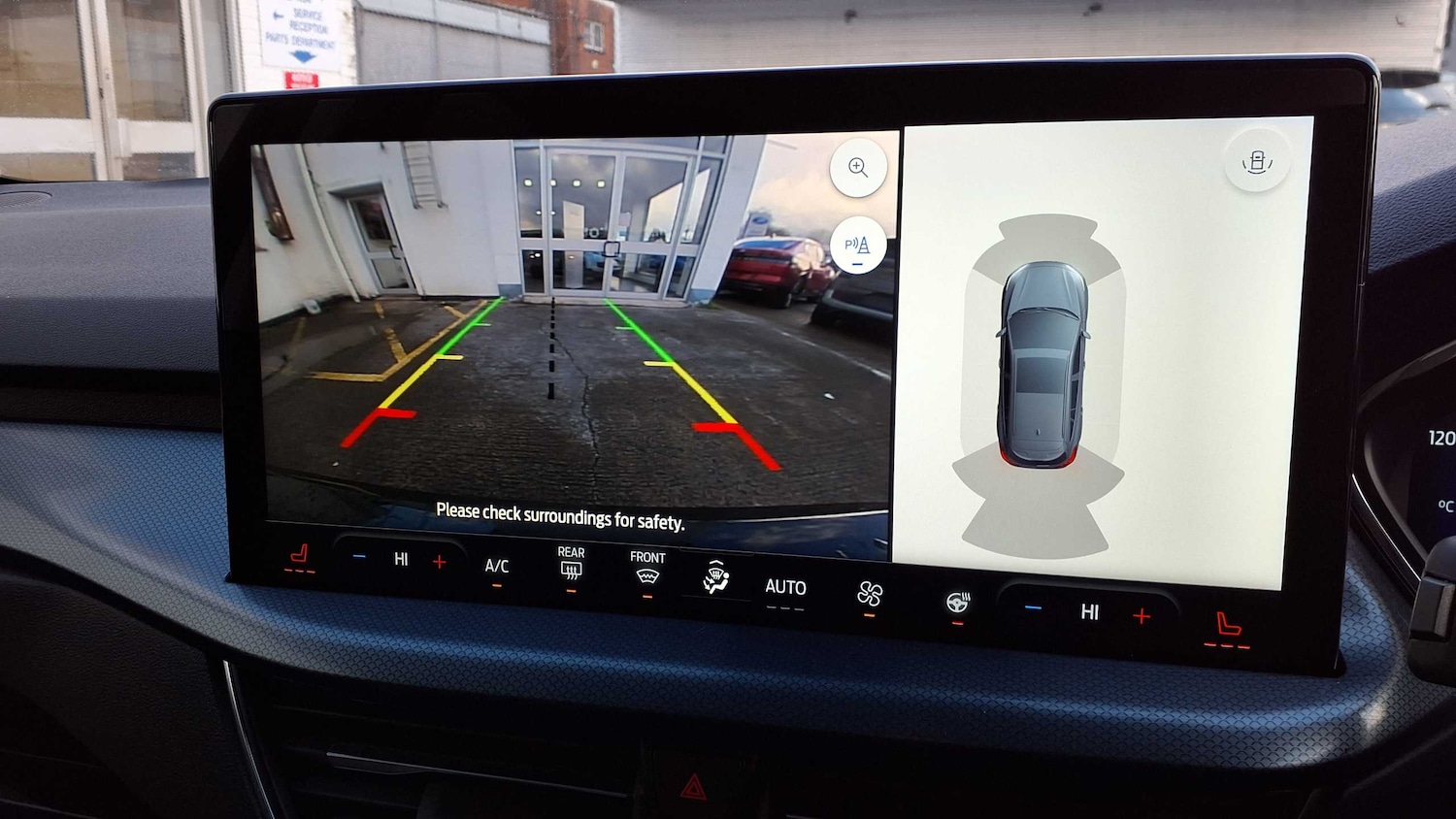 Used Ford Focus 2023 for sale - 76789194: Photo 13