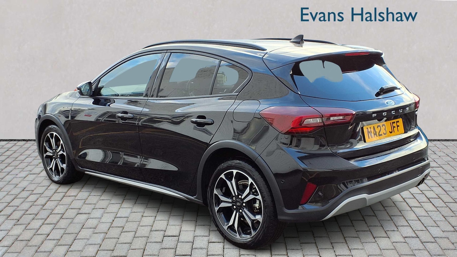 Used Ford Focus 2023 for sale - 76789194: Photo 3