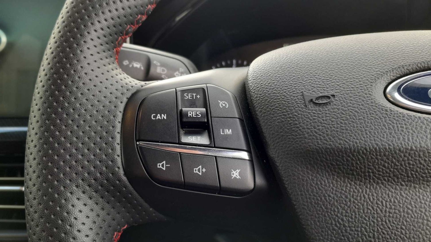 Used Ford Focus 2023 for sale - 77458670: Photo 16