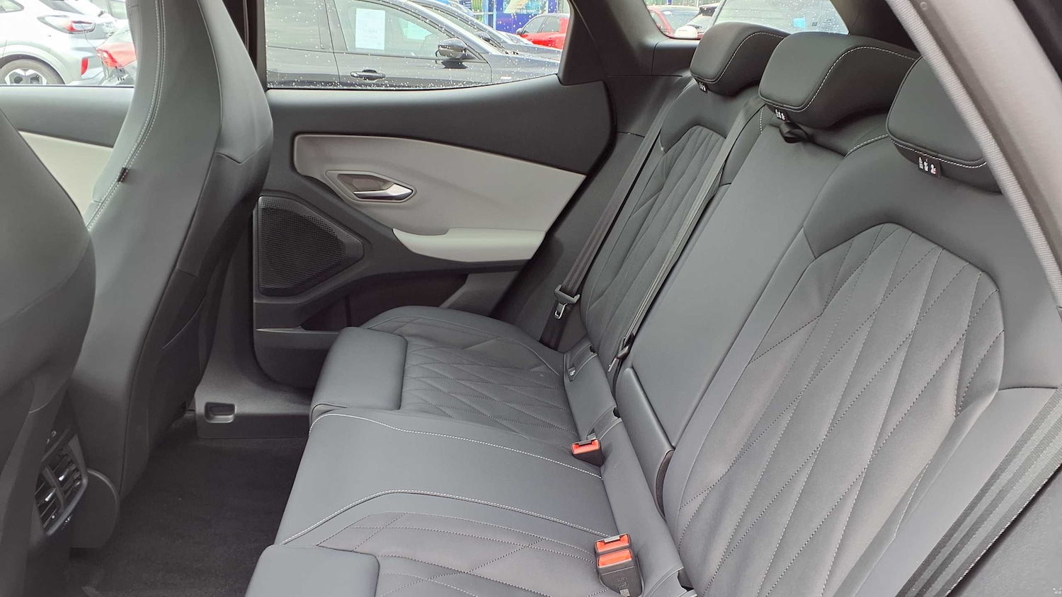 Used Ford Explorer for sale - 77000174: Photo 12