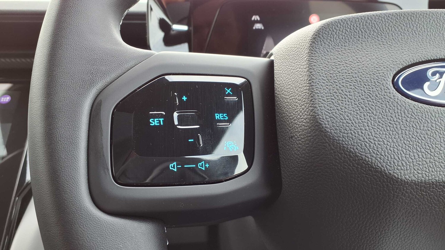 Used Ford Explorer for sale - 77000174: Photo 15