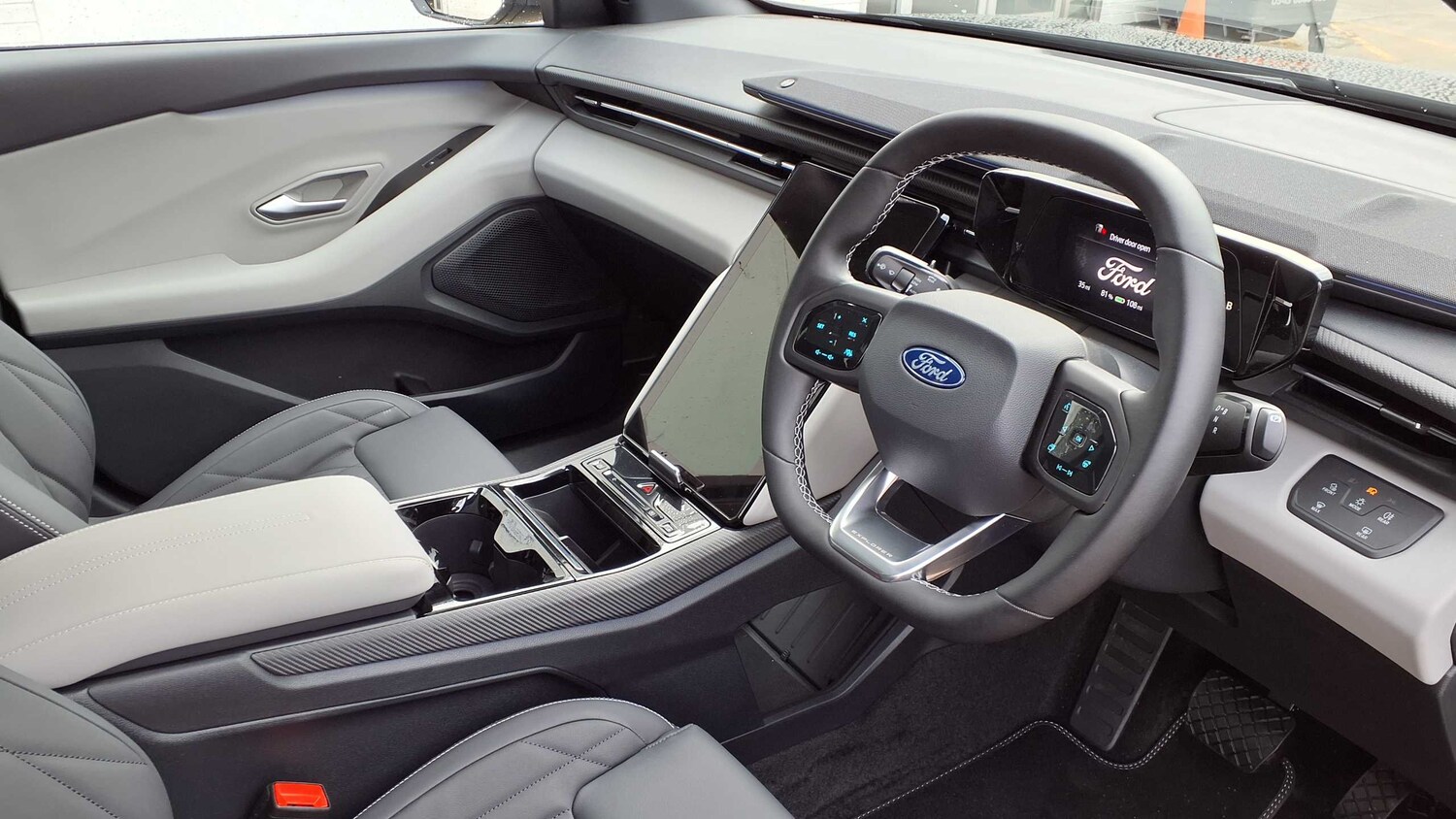 Used Ford Explorer for sale - 77000174: Photo 9