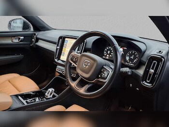 Used Volvo XC40 2021 for sale - 76460640: Photo