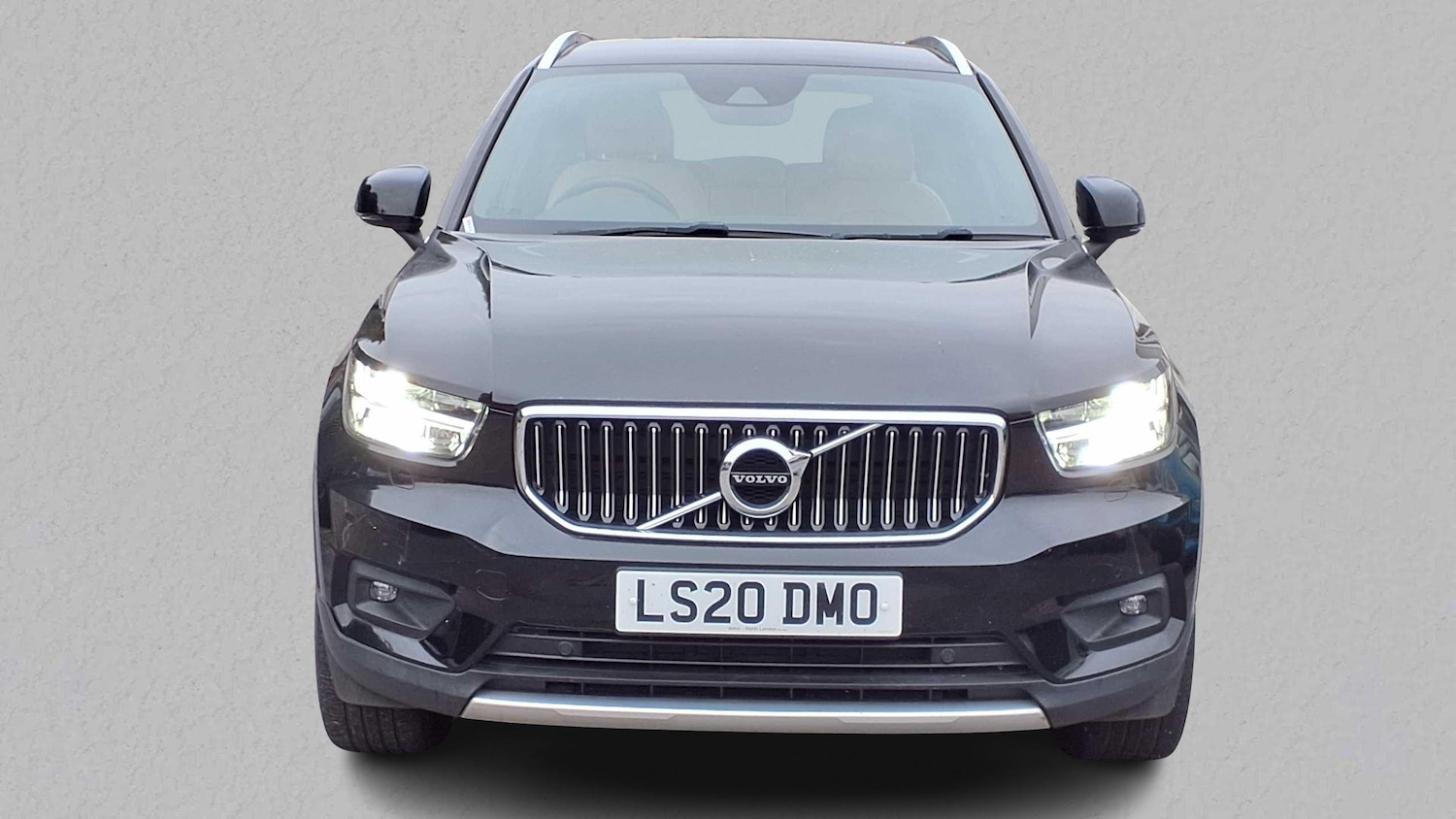 Used Volvo XC40 2020 for sale - 76553187: Photo 3