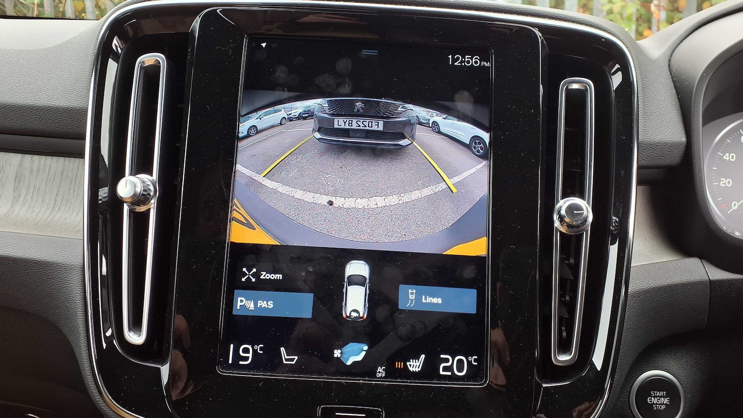 Used Volvo XC40 2020 for sale - 76553187: Photo 7