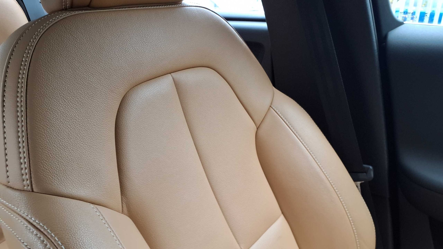 Used Volvo XC40 2020 for sale - 76553187: Photo 8