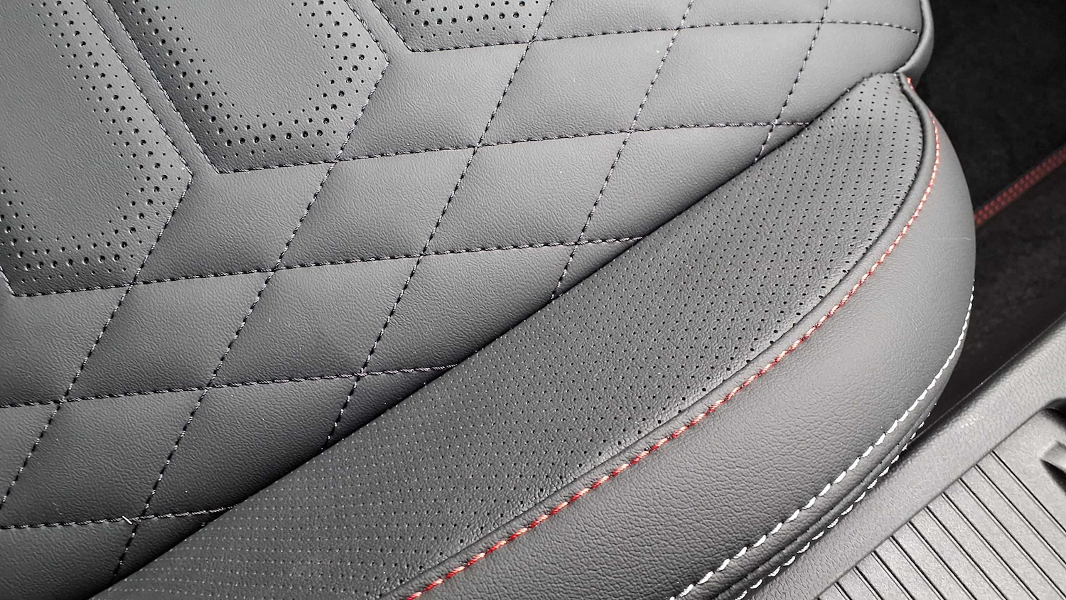 Used Ford Focus 2025 for sale - 76978845: Photo 21