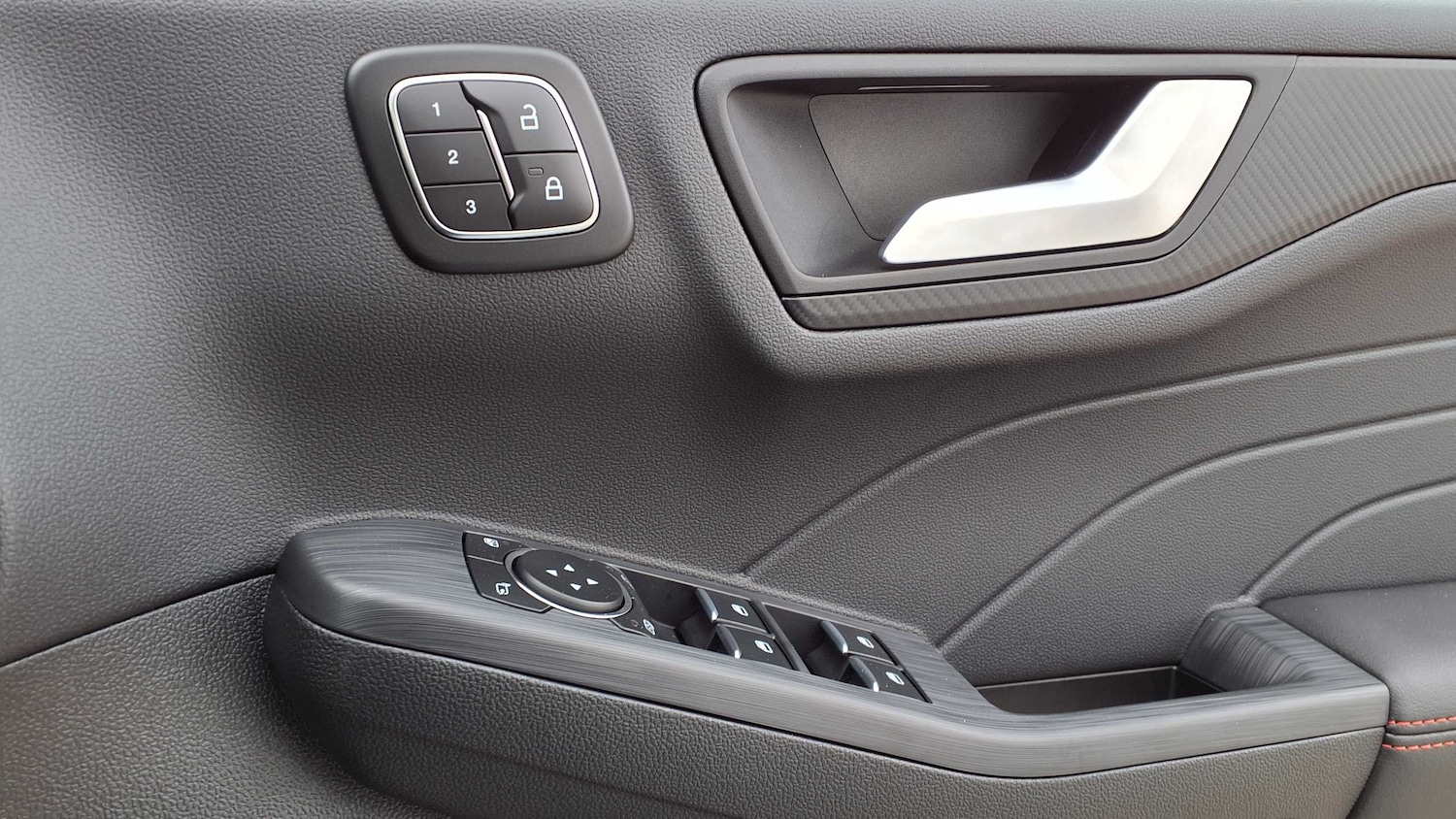 Used Ford Kuga 2025 for sale - 76978728: Photo 22