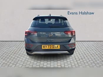 Used Volkswagen T-Roc 2024 for sale - 79825272: Photo