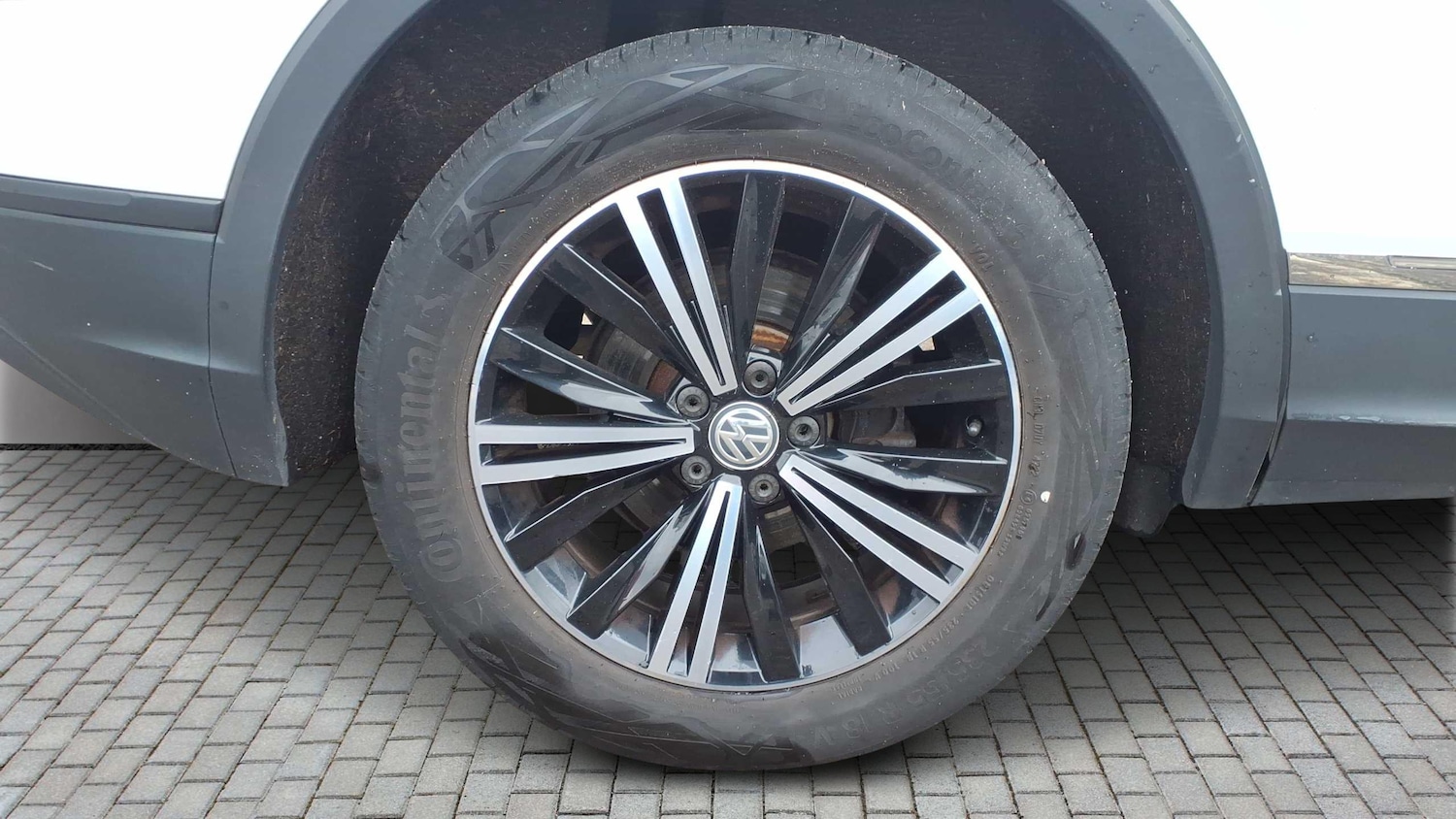 Used Volkswagen Tiguan 2018 for sale - 77282069: Photo 6