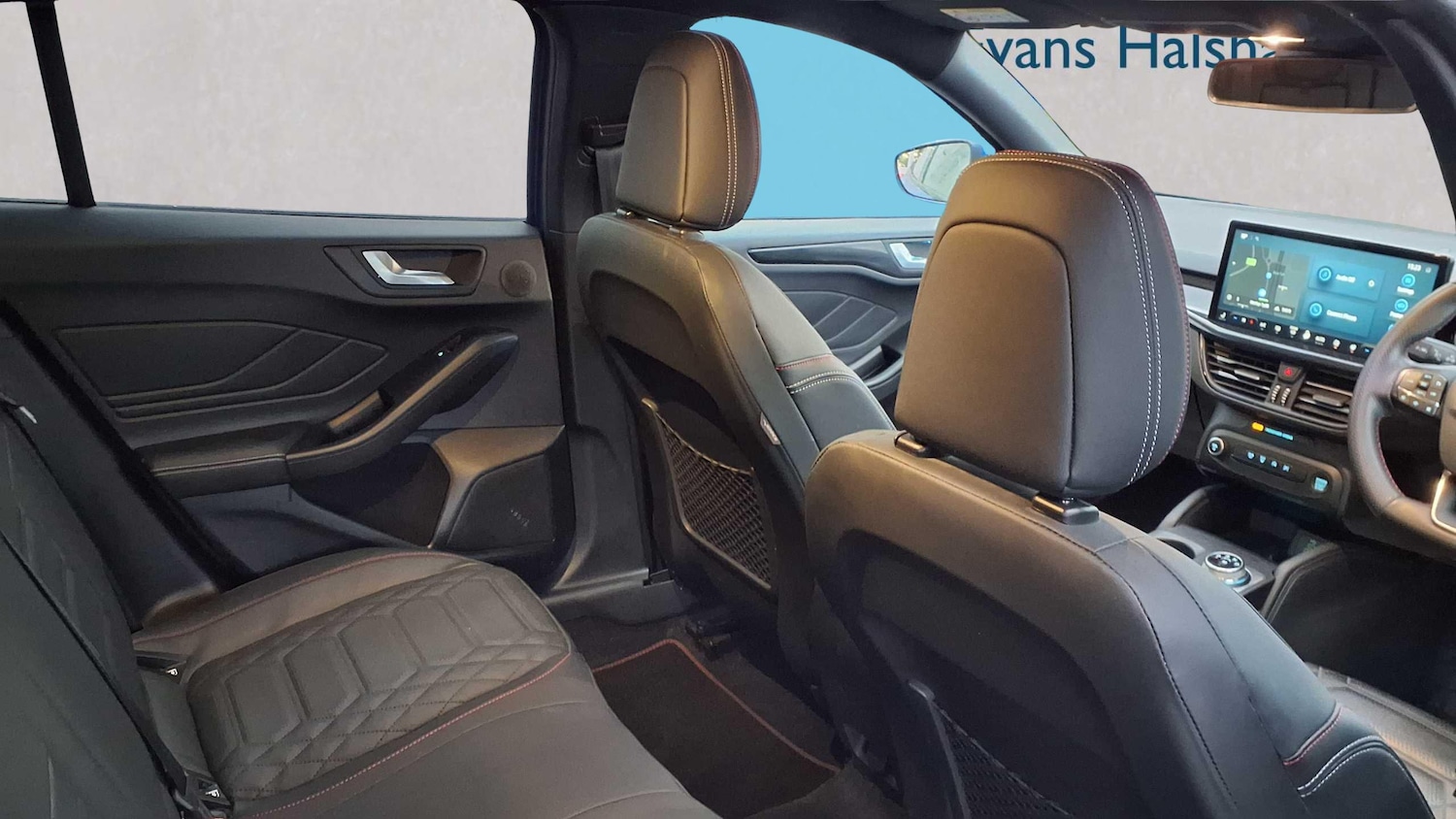 Used Ford Focus 2022 for sale - 76842986: Photo 13