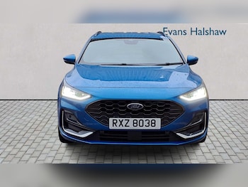 Used Ford Focus 2022 for sale - 76842986: Photo