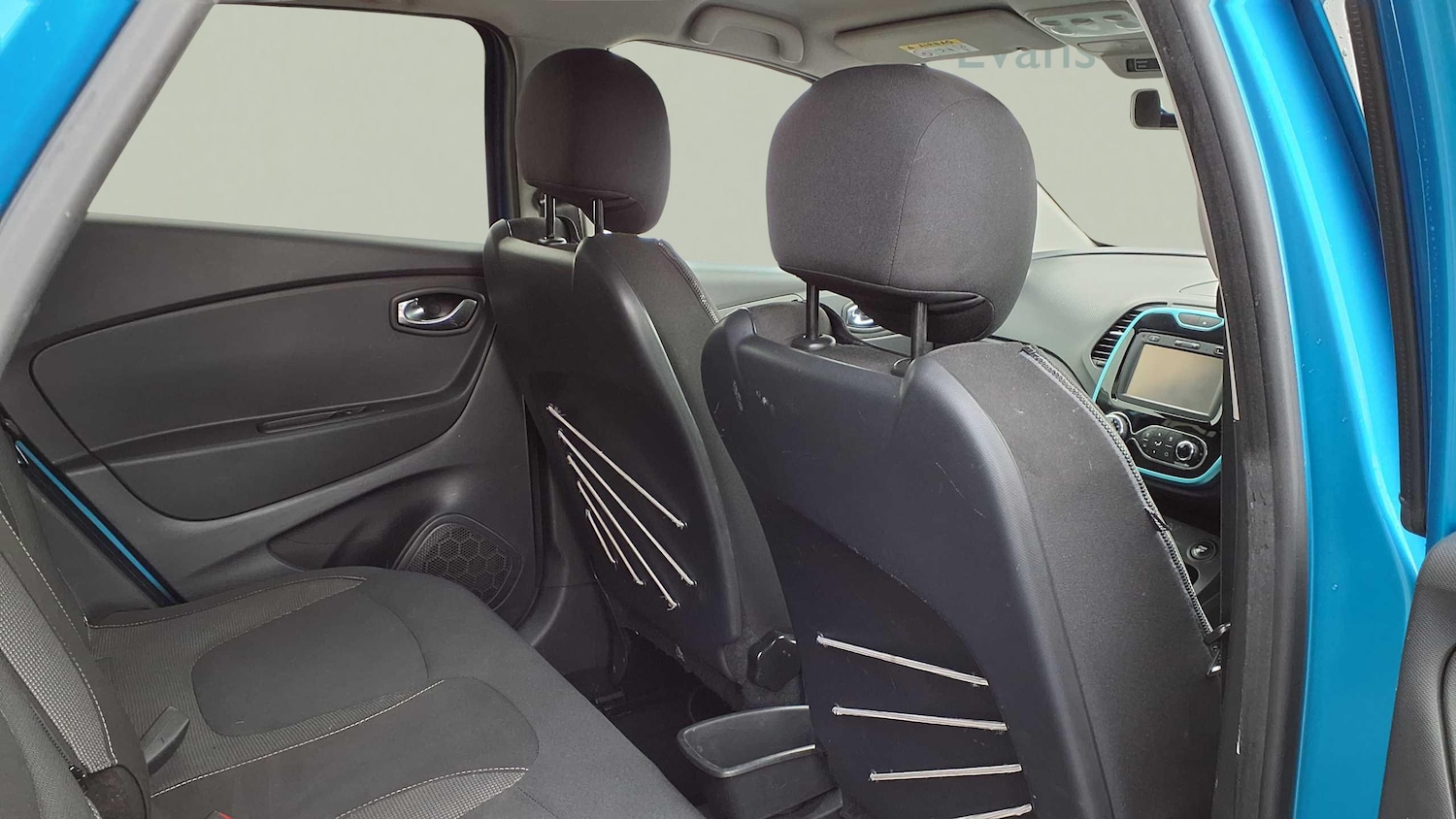 Used Renault Captur 2015 for sale - 76929073: Photo 13